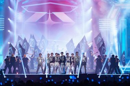 TREASURE、宇宙へ誘う世界観で圧倒 トーク＆パフォーマンスのギャップで魅せる＜2023 MAMA AWARDS DAY2＞ 画像