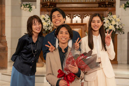 WEST.重岡大毅＆SixTONES田中樹、ガッチリ握手「単身花日」クランクアップ 画像