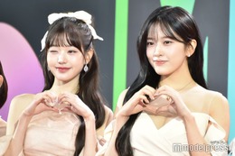 IVE、ホワイトドレス姿で女神のようなオーラ ユジンはロングヘア姿披露＜MMA2023＞ 画像