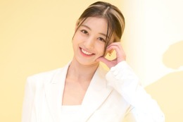 TWICEジヒョ、胸元チラリ 素肌見せショットに「美貌が限界突破」「綺麗」と反響続々 画像