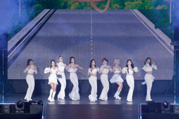 Kep1er×&TEAMが背中合わせでパフォーマンス スペシャルコラボで圧倒＜MUSIC BANK GLOBAL FESTIVAL 2023＞ 画像