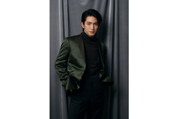 前田公輝、福士蒼汰の同級生役で非モテオーラ全開「アイのない恋人たち」“見る目（eye）がない男”に 画像