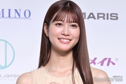 生見愛瑠、ミニスカで色白美脚披露 貴重なヘアスタイルにも「可愛い」の声 画像