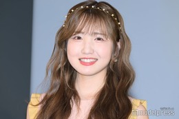 AKB48本田仁美、スラリ美脚輝く“ミニ丈”サンタコス披露「可愛すぎる」「スタイル抜群」の声 画像