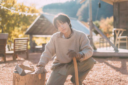 松島庄汰、田舎生活再現の2024年カレンダー決定「自信作です」初のお渡し会イベントも＜独占カットあり＞ 画像