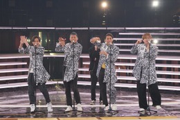 ＜紅白本番＞純烈、“異例”衣装＆演出にネット驚愕「頭から離れない」「画期的」 画像