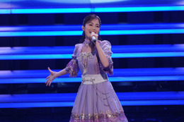 ＜紅白本番＞生田絵梨花「ウィッシュ」アーシャ風ドレスで美声届ける 画像