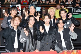 MAZZEL、ビジュアルチェンジが話題 SEITOが金髪・RANが白メッシュ…「元旦からびっくり」「かっこよすぎ」と反響 画像