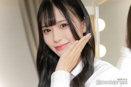 「今日好き」出演JK・ゆあん、美デコルテ全開コスプレ姿披露「スタイル良すぎ」「大人っぽい」絶賛の声 画像