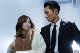 Snow Man岩本照＆白石麻衣、見つめ合い急接近「恋する警護24時」場面写真解禁　少年忍者・織山尚大の出演も決定 画像