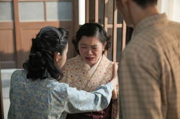 ＜ブギウギ 第74話あらすじ＞小夜、泣きながらスズ子の家に来訪 画像