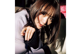 菅井友香、櫻坂46卒業後「週刊少年マガジン」初登場 冬の韓国で“らしさ”全開 画像