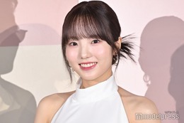 本田真凜、美背中大胆披露の純白ドレスで登場「新鮮でソワソワしています」 画像