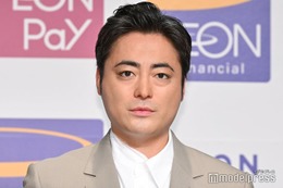 山田孝之、横浜流星からの称賛コメントに笑顔「かわいいですね」 自身監督CMで共演 画像