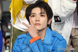 NCTテヨンが入隊 坊主姿でメンバーとの愛溢れる記念ショット公開「行ってきます」 画像