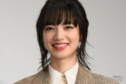 小松菜奈、第1子出産後初の公の場 監督が圧巻の美貌称賛「美しい」【わたくしどもは。】 画像