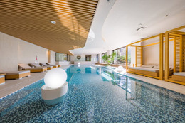 箱根に温泉ホテル「nol hakone myojindai」自家源泉のプールや温泉大浴場、サウナなど様々な温浴体験を用意