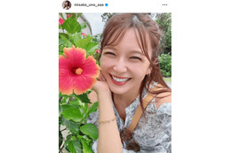 宇野実彩子、沖縄満喫のにっこりSHOTにファン歓喜「最高の笑顔」「癒された」
