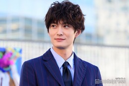 「虎に翼」“航一”岡田将生、直筆メッセージ公開「もう一度会いたい」「字がめちゃくちゃ綺麗」と反響 画像