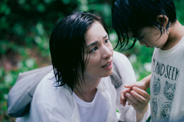 「ライオンの隠れ家」サプライズキャスト明らかに 尾野真千子が柳楽優弥＆坂東龍汰の姉役 画像