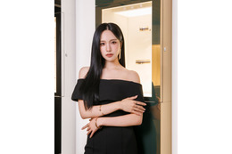 TWICEミナ「ブシュロン」ジュエリー際立つ装いで来場 “MISAMO”コンサートでの挑戦も語る 画像