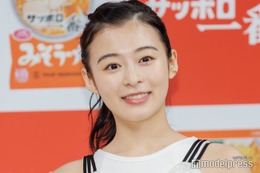 森七菜、へそ出しルックで引き締まった美ウエスト披露「くびれ綺麗」「ヘルシーな色気」と反響 画像