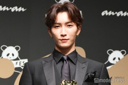 Snow Man渡辺翔太「anan」では「ほぼどれも全部脱いでます」好きな表紙を自画自賛「すごいエッチですね」【anan AWARD 2024】 画像