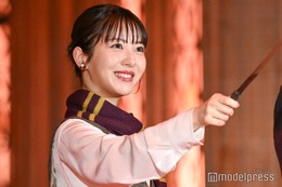 浜辺美波、クリスマスの理想の過ごし方は？昨年挑戦も「全然だった」 画像