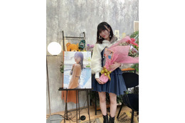 乃木坂46岩本蓮加、1st写真集発売でファンに感謝 気になるページ紹介【いたずらな風】 画像