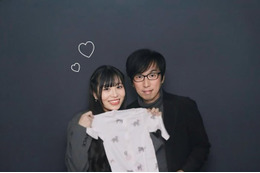 “27歳年上ファンと結婚”元アイドル・幸巴、妊娠を発表 夫婦密着ショットも公開 画像