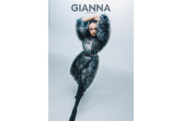 冨永愛「GIORGIO ARMANI」まとい魅惑的な化学反応 「GIANNA」初登場 画像