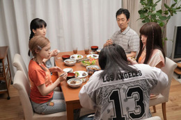 【おむすび 第51話あらすじ】歩の付き人・佑馬、突然神戸に現れる 画像