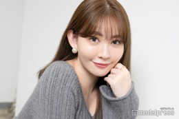 小嶋陽菜、出社前のジム通いで“マシュマロボディ”作り 資本提携翌月の写真集制作リリースも「私らしい」【「かもしれない」インタビュー】 画像