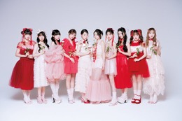 ME:I「LARME」初登場で表紙 ⾚×ピンク⾐装でクリスマスムード溢れる 画像