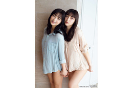 エリマリ姉妹、6年ぶりグラビア復帰 “SEXY全開”水着姿披露 画像