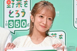 辻希美、クリスマスパーティの様子公開 家族ショット・食卓に注目集まる「希空ちゃんのケーキ美味しそう」「豪華すぎ」 画像