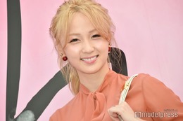 Dream Ami＆テラハ半さん夫婦、密着2ショット＆子どもとの写真に「素敵」「憧れる」の声 画像