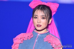矢吹奈子、カジュアル×和の個性派スタイル ギャップで沸かす【TGCしずおか2025】 画像
