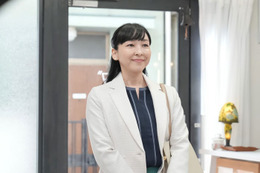 朝ドラ「おむすび」歩（仲里依紗）、母・愛子（麻生久美子）の密会現場目撃で“疑惑”深まる「ショックです」朝ドラ受けでも話題 画像