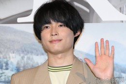 SixTONES松村北斗、舞台から一瞬消える？松たか子クイズに嘆き【ファーストキス 1ST KISS】 画像