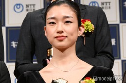 河合優実、胸元ざっくりドレス姿で登場 2作品でもらった勇気・映画作りへの希望「これからも諦めずに光を探していけたら」【第98回キネマ旬報ベスト・テン】 画像