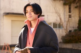 「恋ムズ」昴（永瀬廉）＆まどか（山下美月）、過去の繋がり明らかに “贈り物”のリンクも話題「運命的」「もしかして…？」 画像