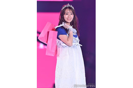 桜井玲香、小物使い光る爽やかコーデでランウェイ【TGC2025S/S】 画像