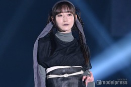 FRUITS ZIPPER真中まな、着物帯のウエストマークで抜群スタイル際立つ【IDOL RUNWAY COLLECTION 2025】 画像