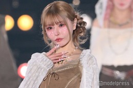 ZOCX戦慄かなの、“森ガール風”甘めコーデで素肌見せ【関コレ2025S/S】 画像