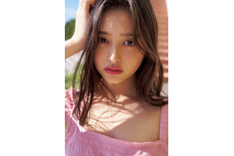 乃木坂46井上和1st写真集、美デコルテ際立つ接近ショット「吸い込まれそうな美しさ」「見惚れた」と話題 画像