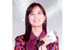 「こ、神々しいー！」生田絵梨花、美スタイルのシルエットSHOTに反響「いい写真すぎる」 画像