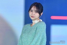 小林由依、花柄ワンピで美脚スラリ「スタイル良すぎ」「ビジュが天才」と反響 画像