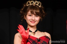 乃木坂46中村麗乃巡りキャスト2人がマウント合戦？「私には結構開いてくれている気がして」「餌付けしようと思います」【ダンス オブ ヴァンパイア】 画像