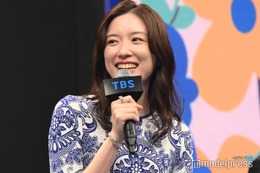 永野芽郁、最近のニュースは“ひとりでお花見”「悪いですかぁ！？」【キャスター】 画像